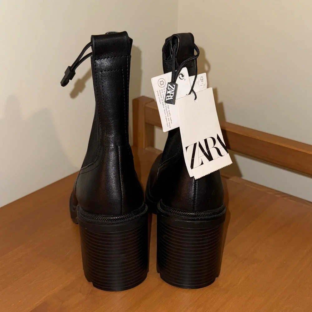 Zara Black Boots - Picture 4 of 4